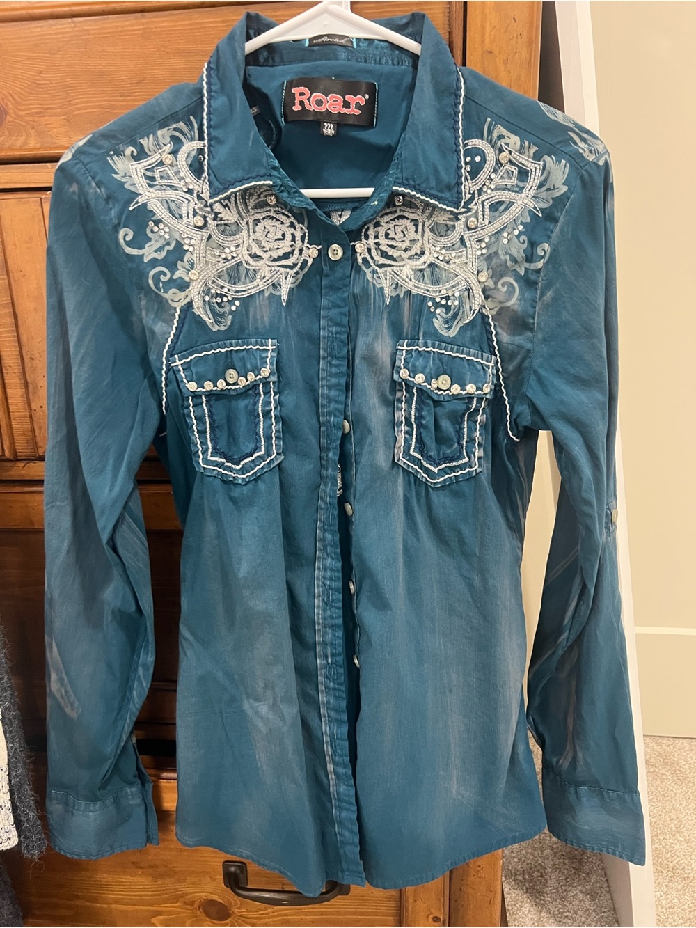 Roar Teal Western Embroidered Button-Down Shirt vintage look